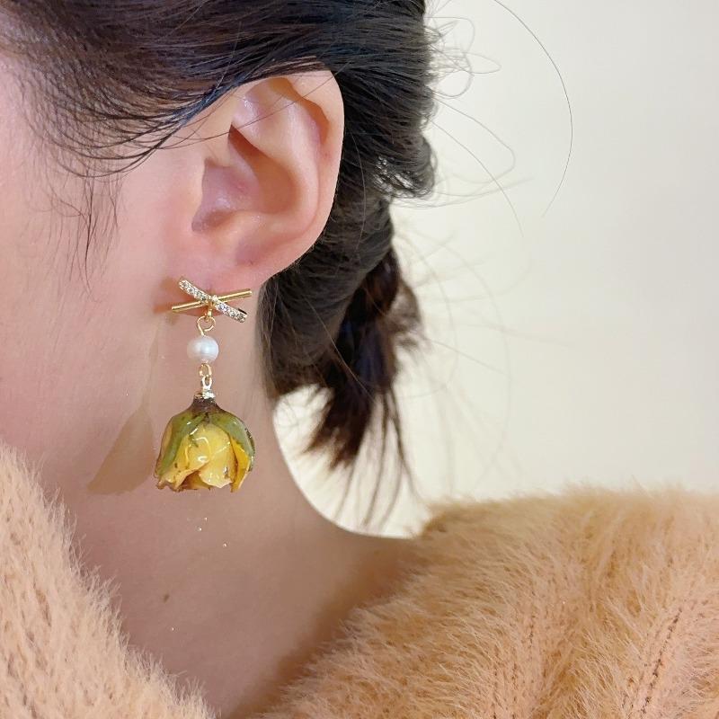 Natural Rose Flower Earrings for Women - Elegant Court Style Freshwater Pearl Stud Earrings - Handcrafted Earrings