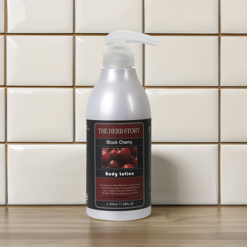 THE HERB STORY Moisturizing Body Lotion Black Cherry 500ml