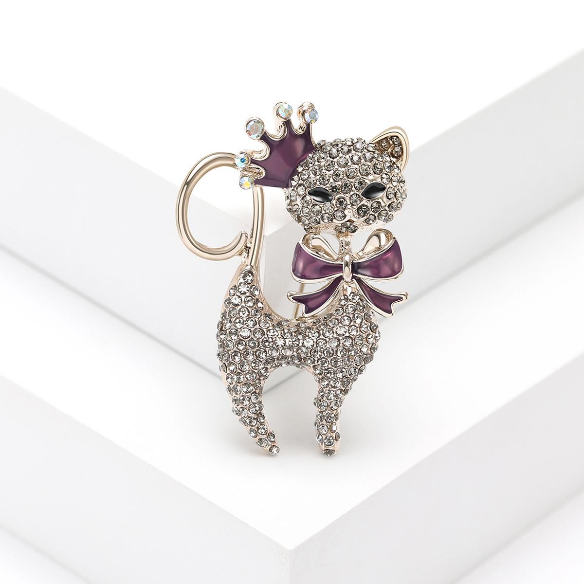 

Брошь в виде котенка из мультяшного сплава с бриллиантами, модные и атмосферные аксессуары для одежды