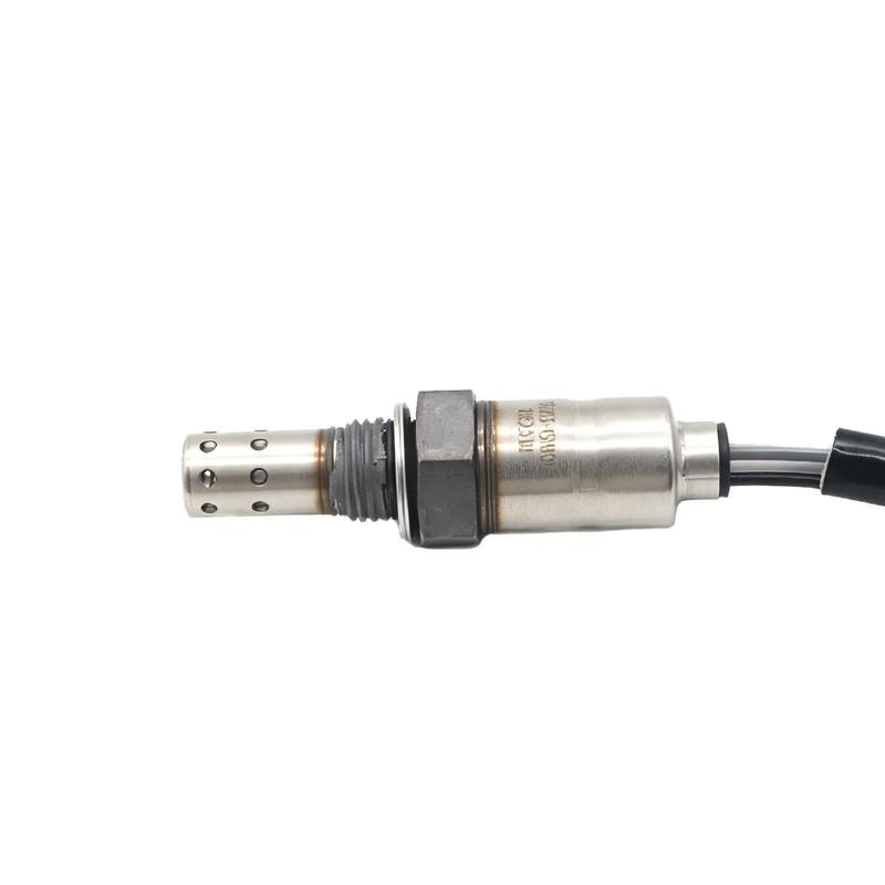 NEW Air Fuel Ratio Lambda O2 Oxygen Sensor Motorcycle For SUZUKI Boulevard C50 Hayab GSX1300R VZ800 18213-15H00 18213-15H01