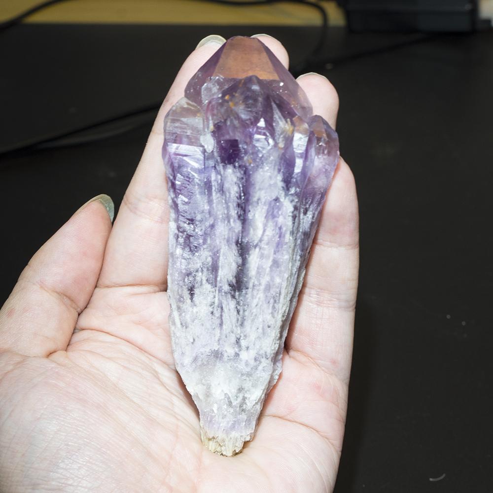 Natural Uruguay Amethyst Backbone Crystal Scepter Wand Single Point Cluster Crystal Wand Home Decoration Mineral Specimen Gift