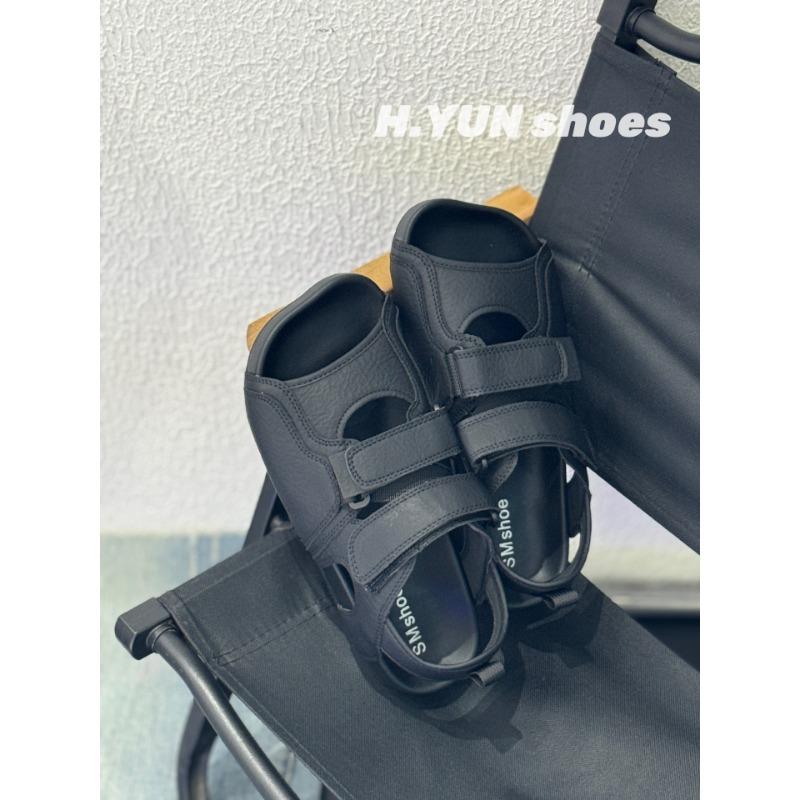 

Sandals women s summer non-slip lightweight word beach vacation soft-soled sandals leak toe casual shoes fashion trend 35 чёрный