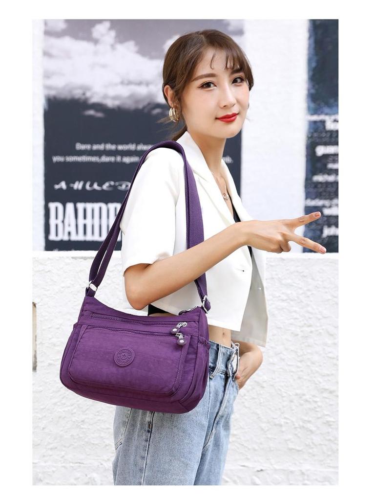 Damen Quadratische Nylon Schultertasche - Großes Fassungsvermögen, Einfarbig, Modisches Casual-Design