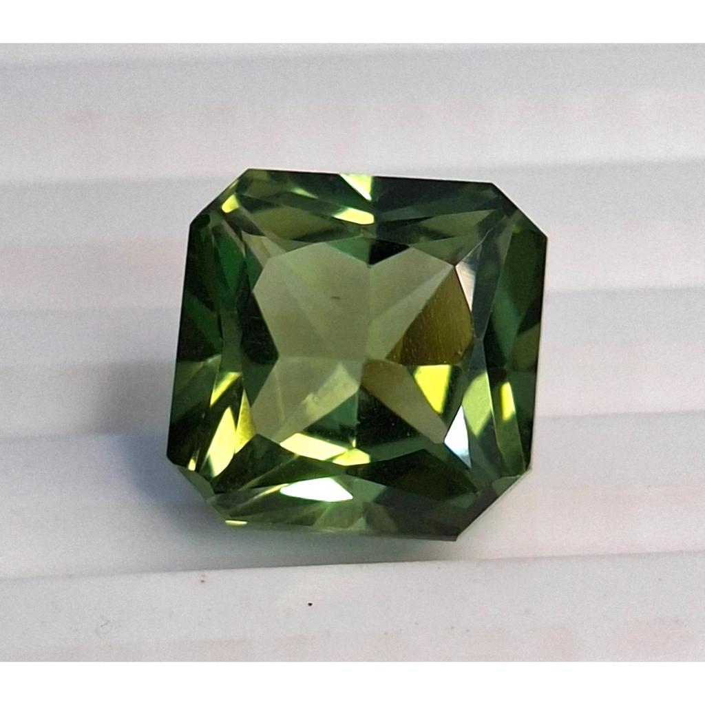 Beautiful Natural Green Sapphire 15-17 Ct Asscher Cut Certified Loose Gemstone