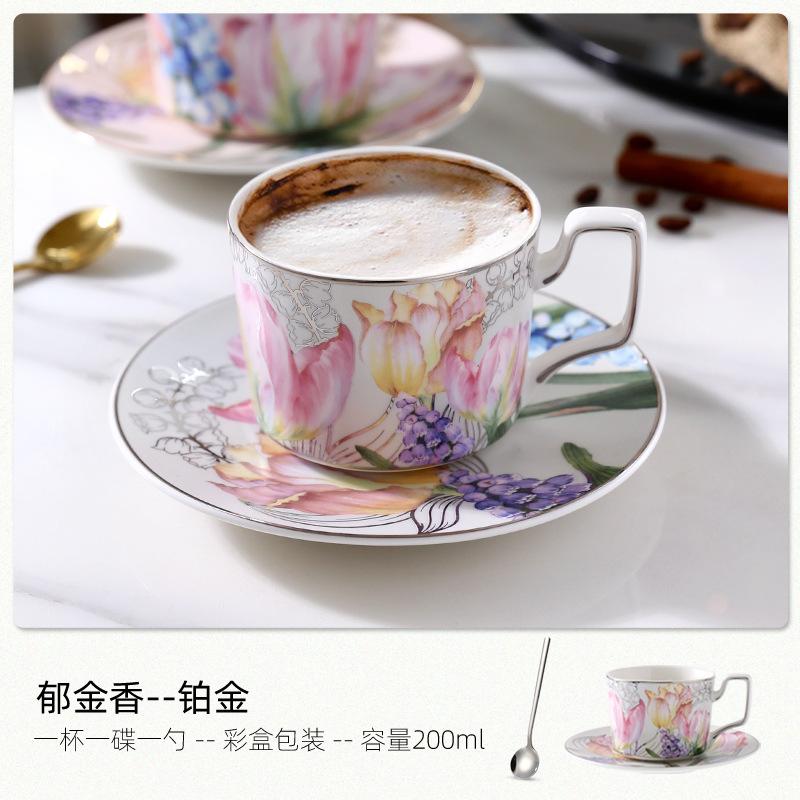 European Luxury Pastoral Ceramic Coffee Cup Set French Elegant Tea Cups Gold-plated Ceramic Latte Ceramic Flower Coffee Mug