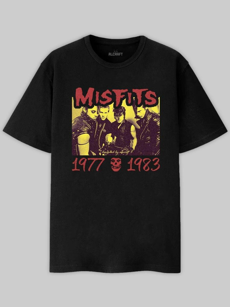T-shirt with Black Flag print S