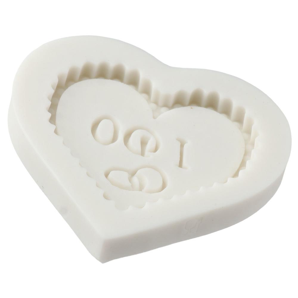 2pcs Silicone Wedding Chocolate Molds White Wedding Candy Molds Heart Fondant Molds  Cake Decorating