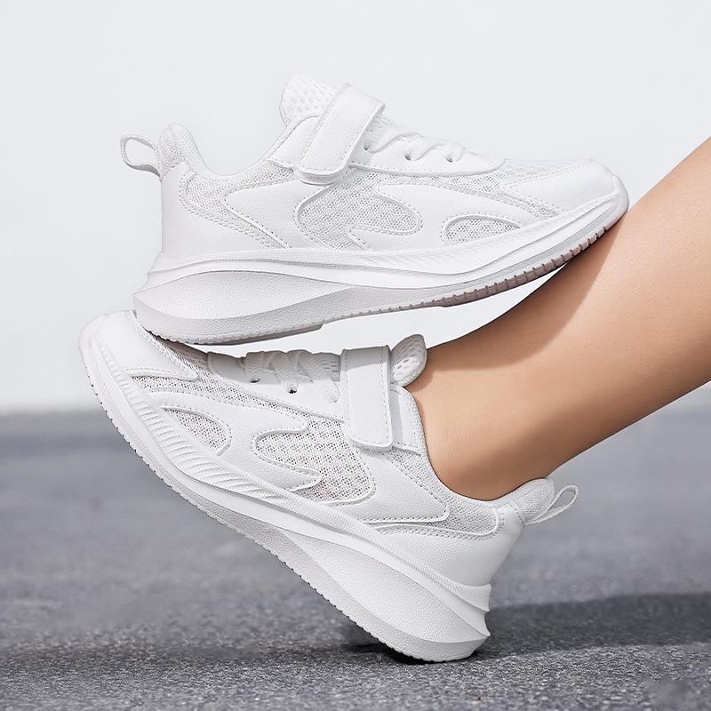 Boys' Non-slip Mesh Running Shoes - Soft Sole, White, for Spring & Autumn School Sports.