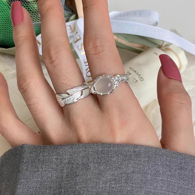 Chic And Delicate Cat Eye Stone Ring For Women With Adjustable Band Copper