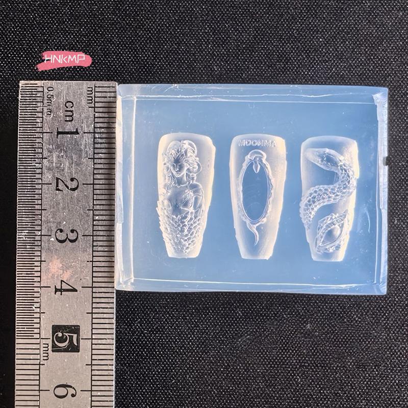 1Pcs 3D Snake Girl Design Silicone Nail Mold for DIY Nail Art Decoration Beauty Charm Carving Tool for Nail Professionals