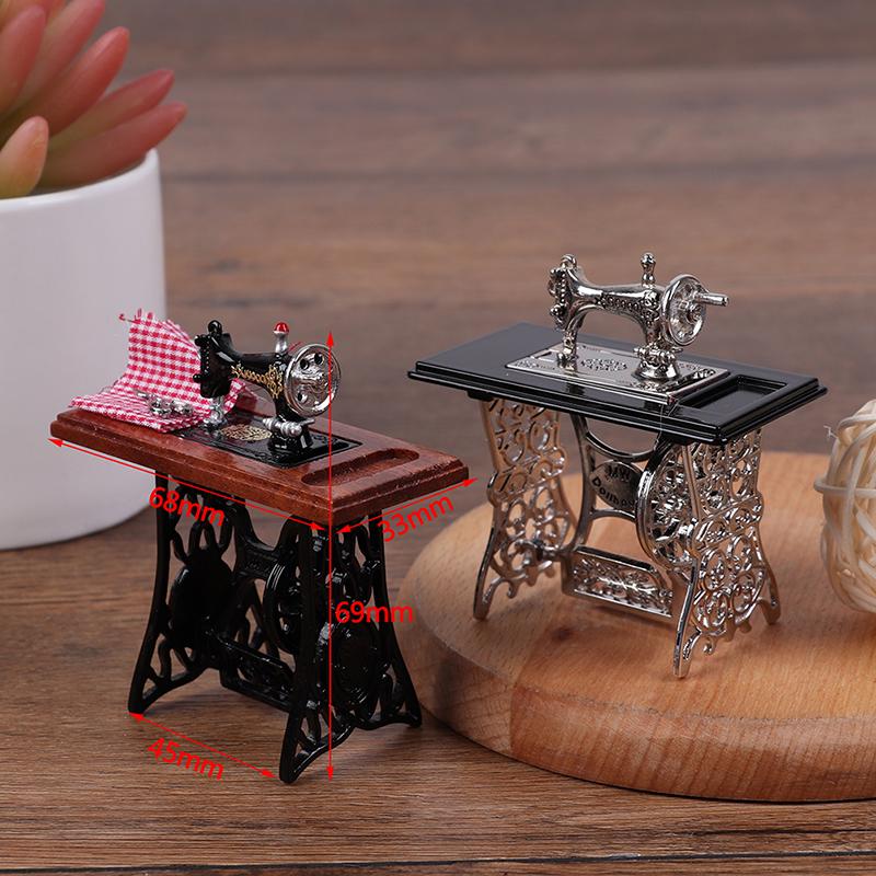 Miniature Furniture Kids Dollhouse Decor Wooden Sewing Machine with Thread Scissors Accessories for Dolls House Toys for Girls