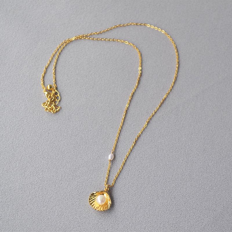 Korean Gold-Plated Pearl Shell Pendant Necklace