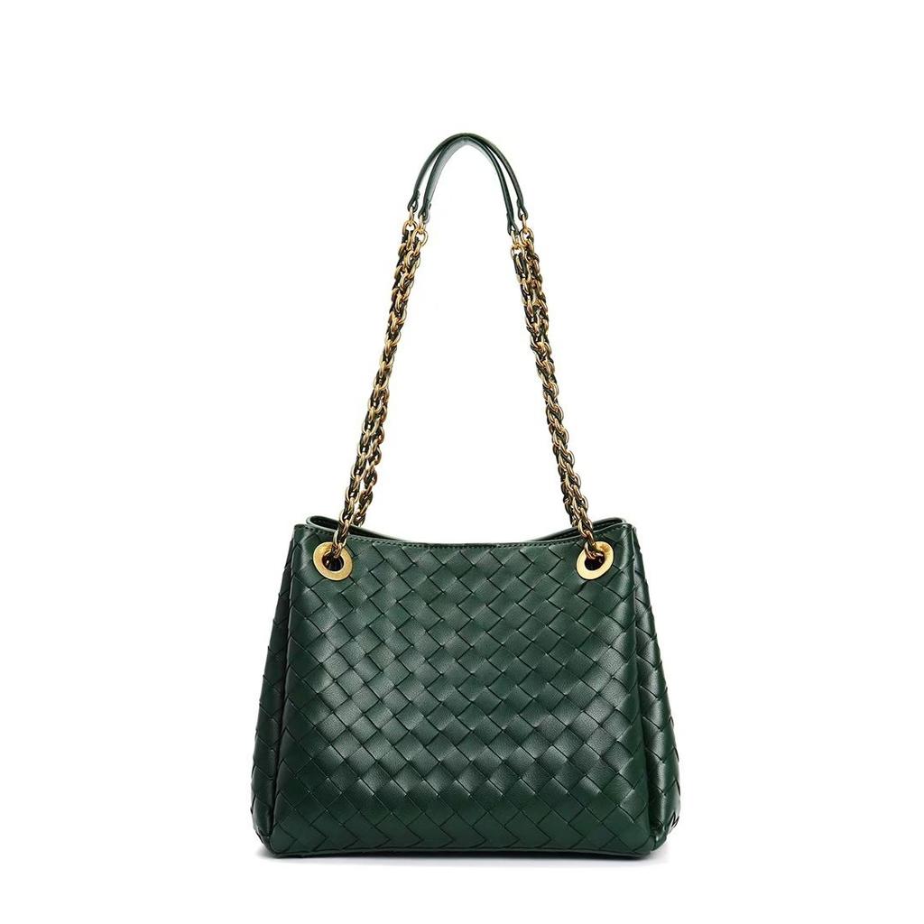 2025 New women's chain parachute bag handmade leather woven bag versatile commuter shoulder messenger bag tide