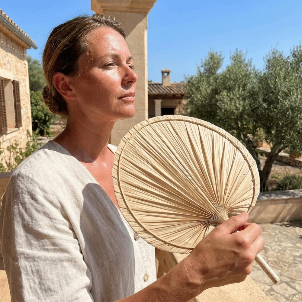 Lightweight Hand-woven Palm-Leaf Fan Anti-Mosquito Decorative Handheld Fans Cattail Fan  Photo Prop