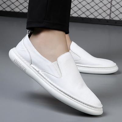Męskie buty na jeden rzep wiosenne małe białe buty skórzane wszechstronne oddychające męskie buty Doudou codzienne miękka skóra białe leniwe buty