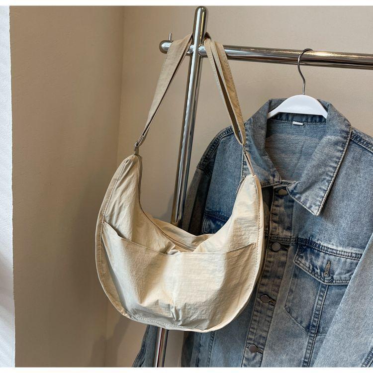 Waterproof Nylon Cloth Bag Messenger Bag New Versatile Dumpling Bag Simple Large Capacity Student Class Shoulder Bag