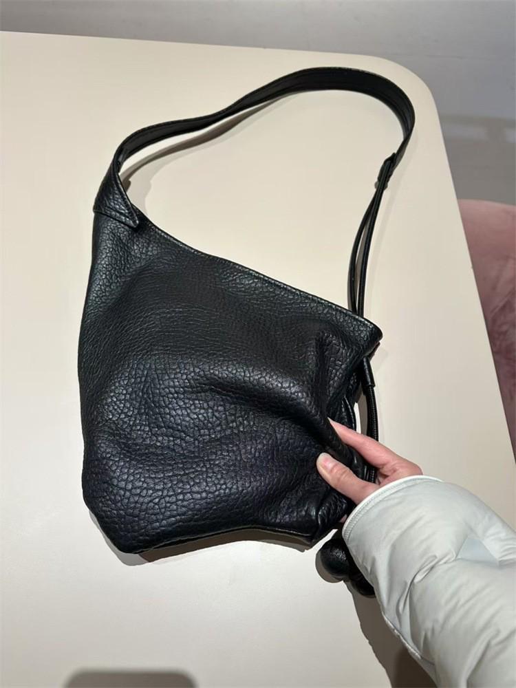 

Irregular Chic Bubble Textured Soft Leather Crossbody Bag чёрный
