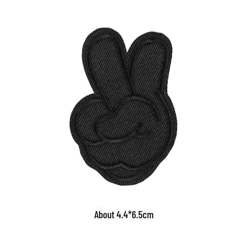 

Черная самоклеящаяся заплатка для ремонта кожаной куртки без швов и вышивки.