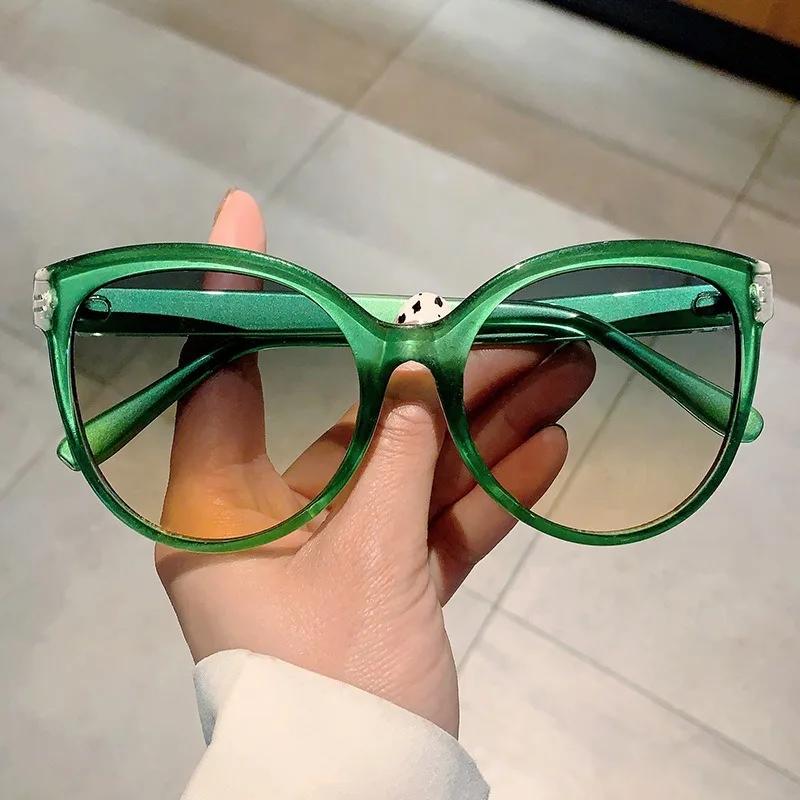 Brand New Stylish Square Sunglasses Women Men Oversized Gradient Sun Glasses for Female Travel Driving UV400