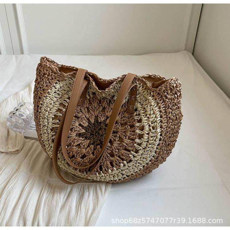 Large-capacity woven straw bag women's 2025 new seaside vacation wind beach bag foreign style underarm shoulder bag tide