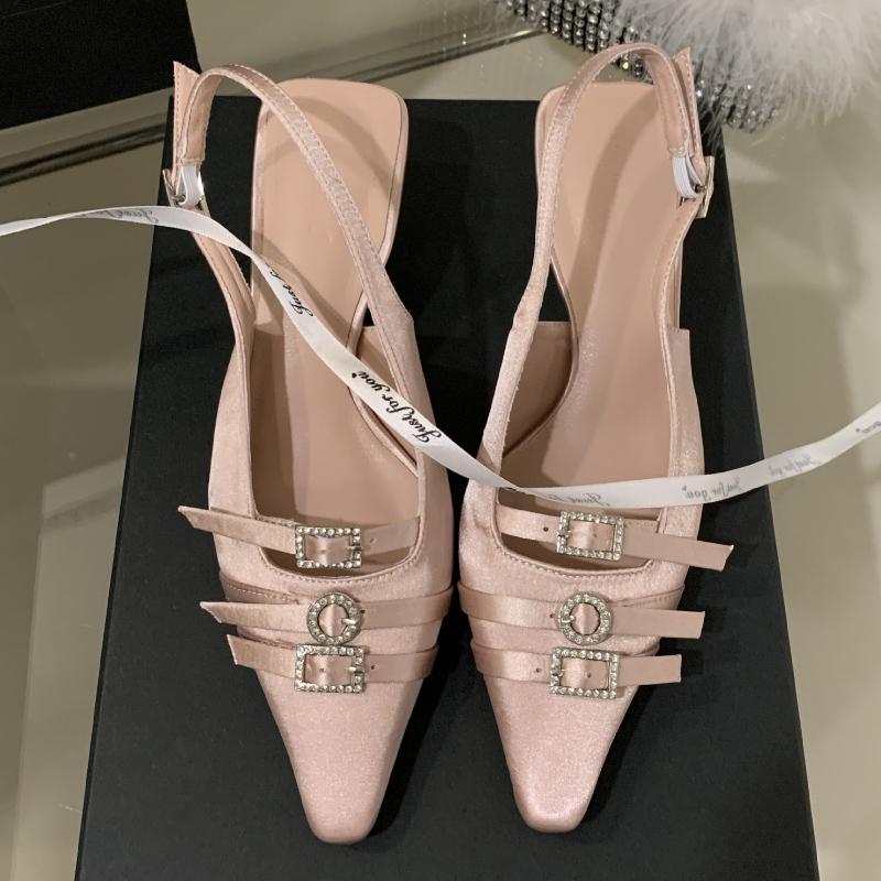 Fashion Luxury Crystal Buckle Kitten Heel Design Brand Pumps Women Fashion Pointed Toe Narrow Band Dress Shoe Elegant Wedding Bride Shoe