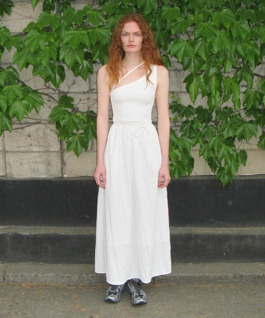 Daiaegeuneol One Off-Shoulder Long Dress (White)