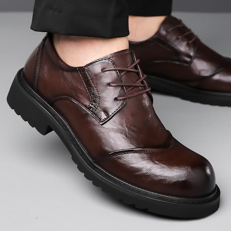 

Модные весенне-осенние новые туфли на платформе в британском стиле с круглым носком для мужчин, модные повседневные кожаные мужские туфли 40 коричневый