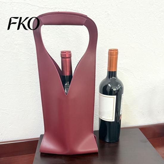 Single Wine Carrier Faux Leather Tote Bag, Portable Pouch, Waterproof Durable Bottle Holder Protector Sleeve for Champagne Beer Bag