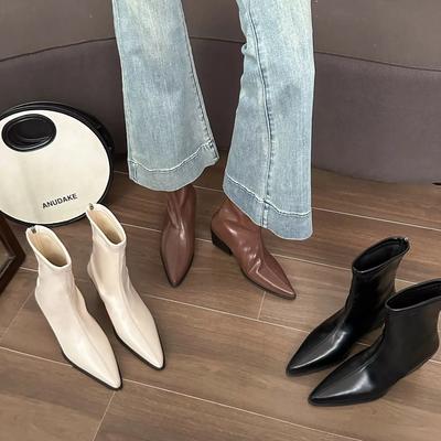 Large Size Women's Boots Korean Style Pointed Toe Fashion Boots Autumn Winter New Arrival Mid Heel Zipper Back Pull Short Tube