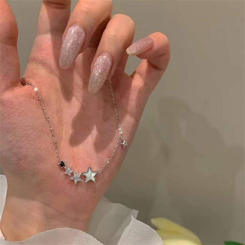 Romantic Starry River Necklace: Women's Luxury Star Pendant with Cool, Minimalist Style
