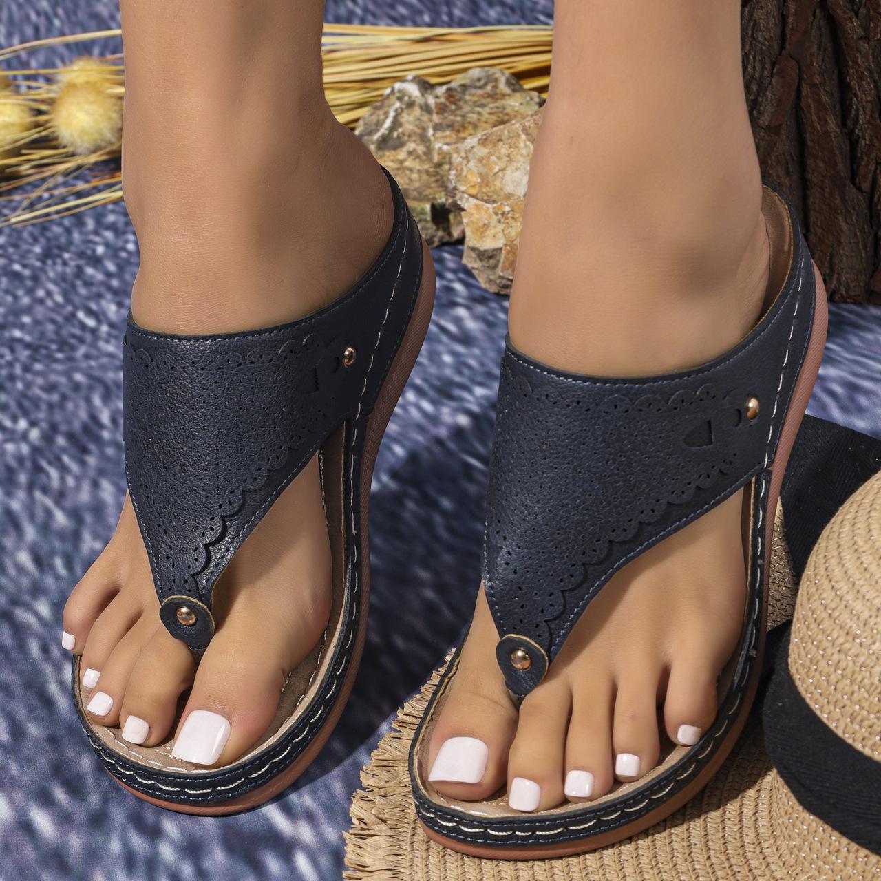 European and American large size solid color 2025 summer new round head thick bottom fashion casual outer wear herringbone sandals women 36 темно-синий 3584₽