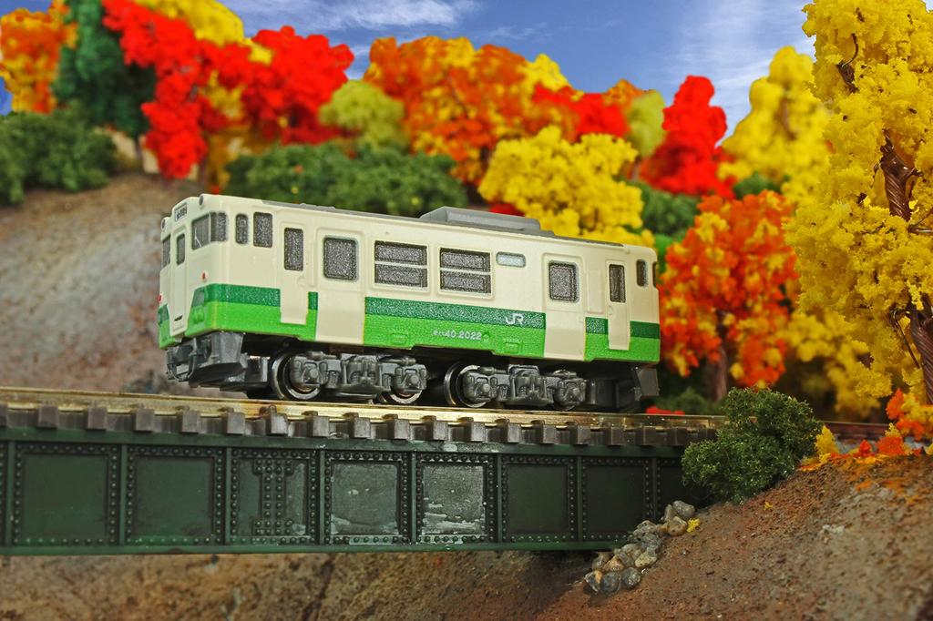 Z Gauge Z Shorty Kiha 40 Tohoku Regional Headquarters Color Model Railroad Diesel Railcar ST009-3