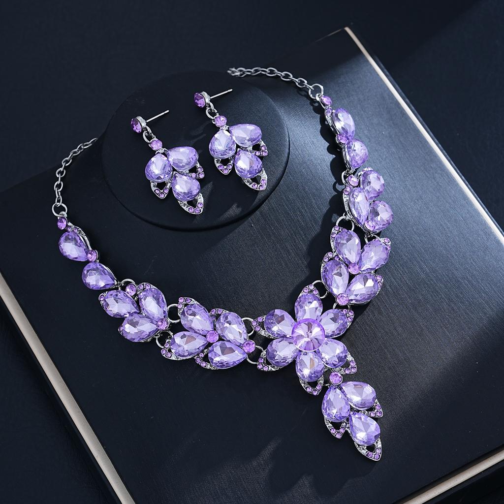 2026 New European and American Alloy Atmospheric Necklace Earrings Two-piece Bridal Dress High Jewelry Set 2026