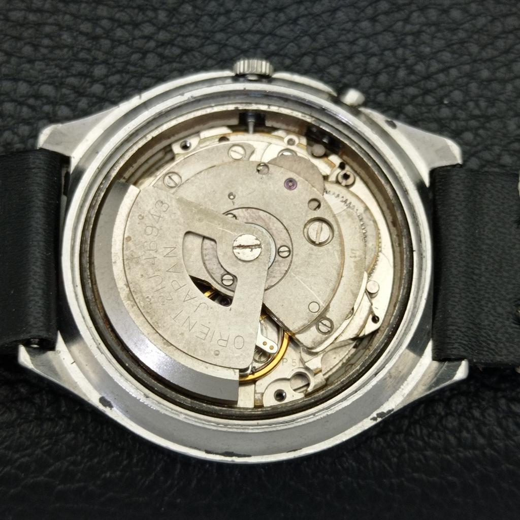VINTAGE ORIENT AUTOMATIC 46943 JAPAN MENS BLACK COLOR DIAL WATCH a700716-5 R204-a700716