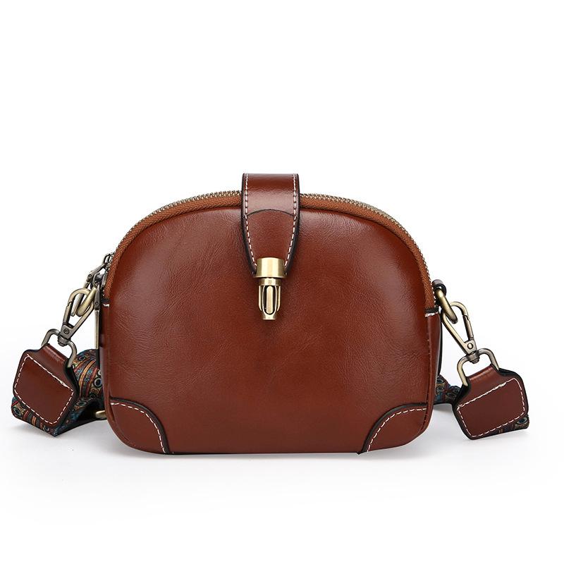 

Women s New Korean Retro Genuine Leather Small Square Bag - Solid Color, Versatile Shoulder & Crossbody