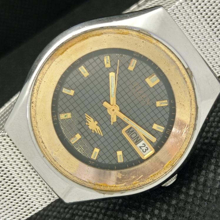 

Б/У винтажные мужские часы CITIZEN AUTO 8200 JAPAN D/D с оригинальным циферблатом 606-a314437-9 SKU606-a314437