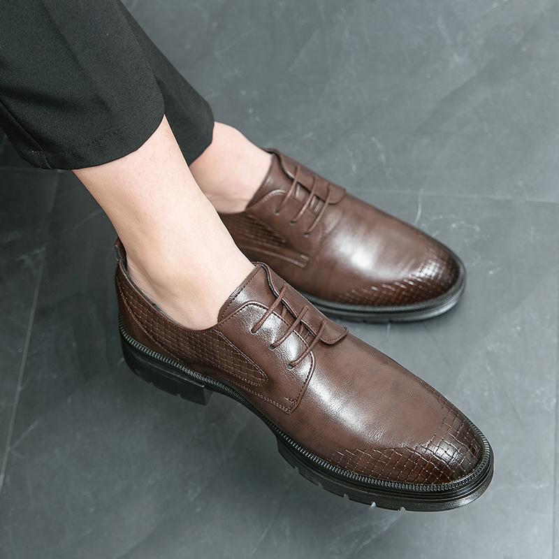 Fashion Business and Casual Men's Leather Shoes Comfortable Retro British Style Fashion Party Dress Office Shoes Groom's Wedding Shoes