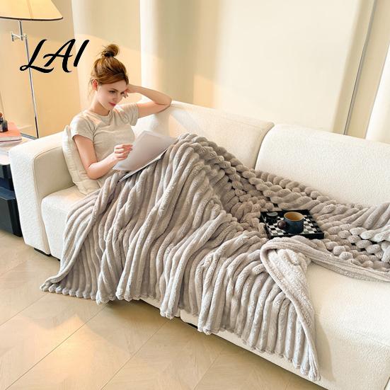 Skin Friendly Milk Velvet Throw Striped Fleece Blanket for Bed Ribbed Couch Thickened Warm Bed Soft Breathable Cozy Blankets Lightweight