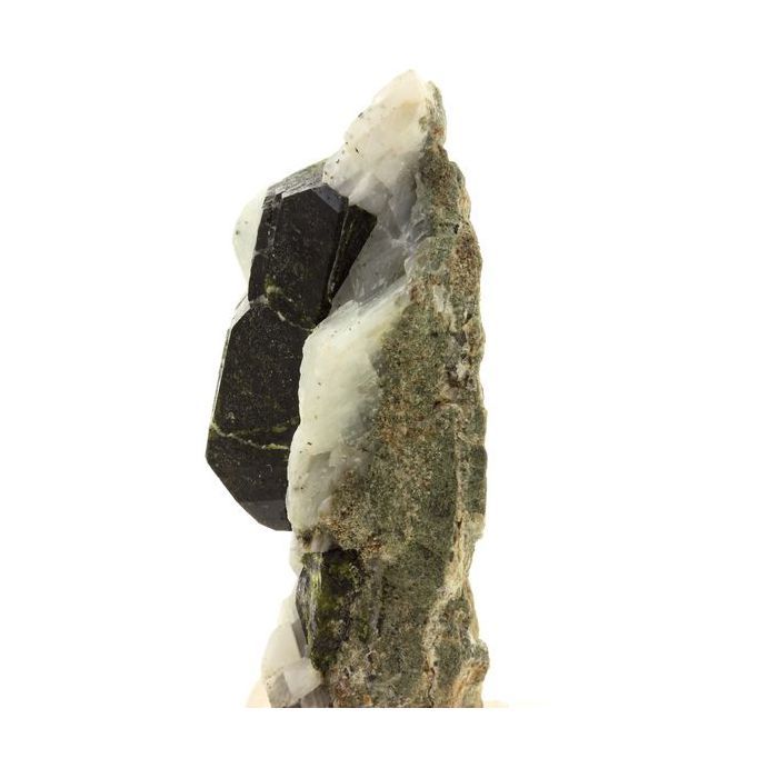 Pierres et Minéraux. Epidote. 278.5 ct. Pakistan.