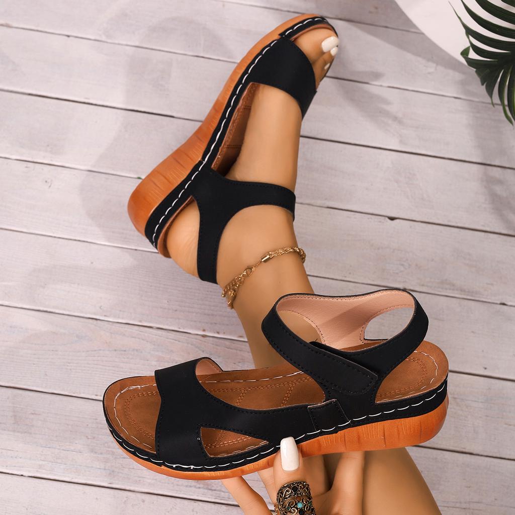 Fashion Women Sandals Fashion Platform Shoes Outdoor Casual Designer Shoes Woman Summer Lightweight Sandals Women Sandalias De Mujer