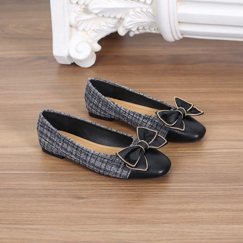 2025 spring large size square head flat bottom grandma shoes breathable non-slip lightweight fragrant bow new women's shoes