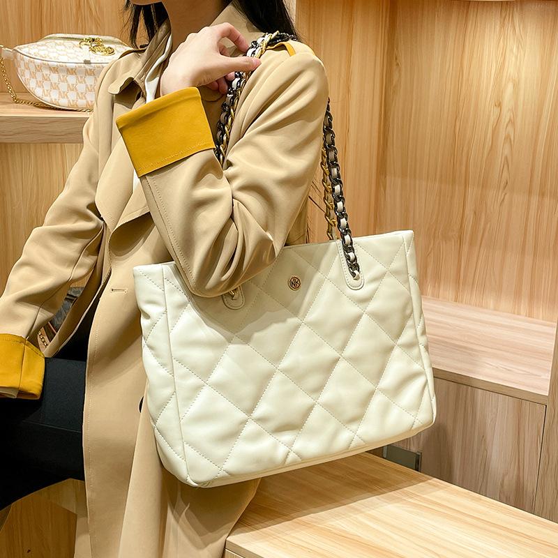 Women's Bag Diamond Chain Bag Tote Bag Female Large Capacity Shoulder Large Bag 2023 Autumn and Winter New