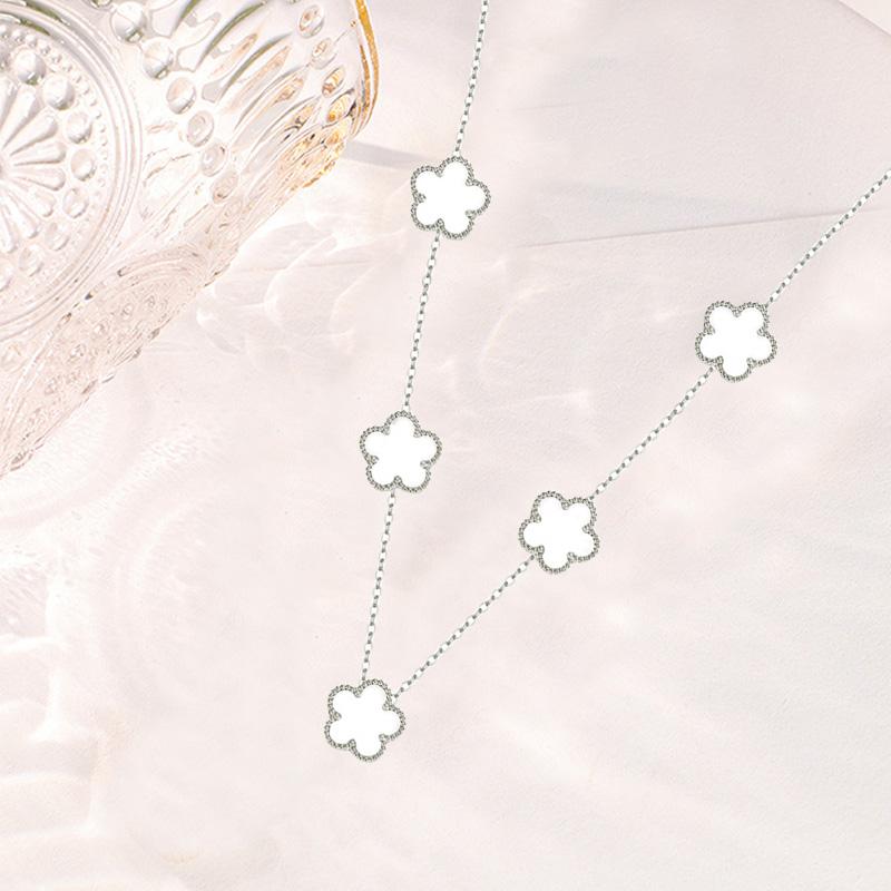 Gold Silver Color Pendant Necklaces Double Sided Flowers Stainless Steel Necklace Elegant Charms for Necklace Women Charm Clover