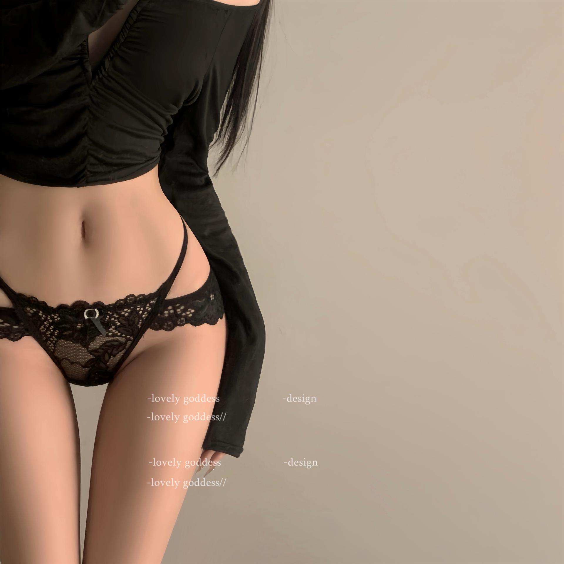 

Богиня Сексуальное Кружево Низкая Посадка Бантик Дышащие Трусики-Треугольники One Size [80-120 Jin]