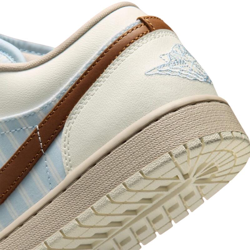 Jordan Women's Air Jordan 1 Low Casual Shoes