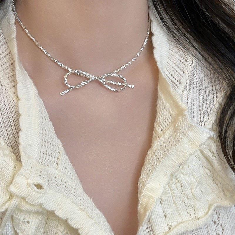 Silver Bow Knot Necklace: Fashionable, Personalized Design for Women - Trendy Clavicle Chain with Internet Celebrity Style