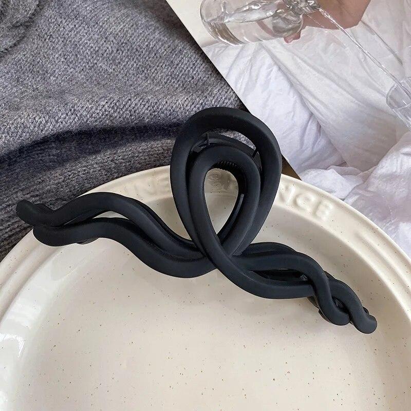 Pinces à cheveux vintage à motif géométrique creux, style crabe et requin, accessoires pour cheveux de fête pour femmes