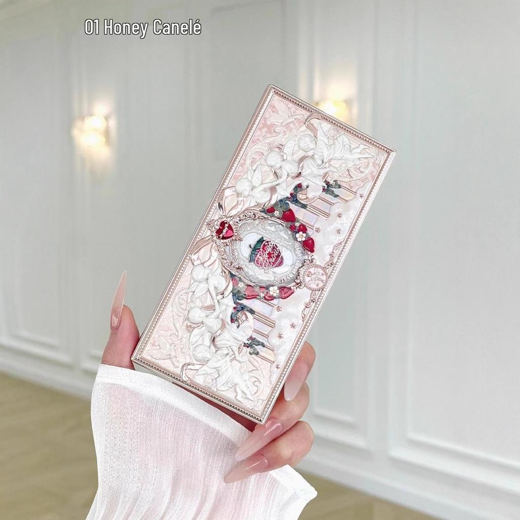 Flower Knows Strawberry Kewpie Paletka očních stínů, tvářenky, rozjasňovače a konturovacího pudru