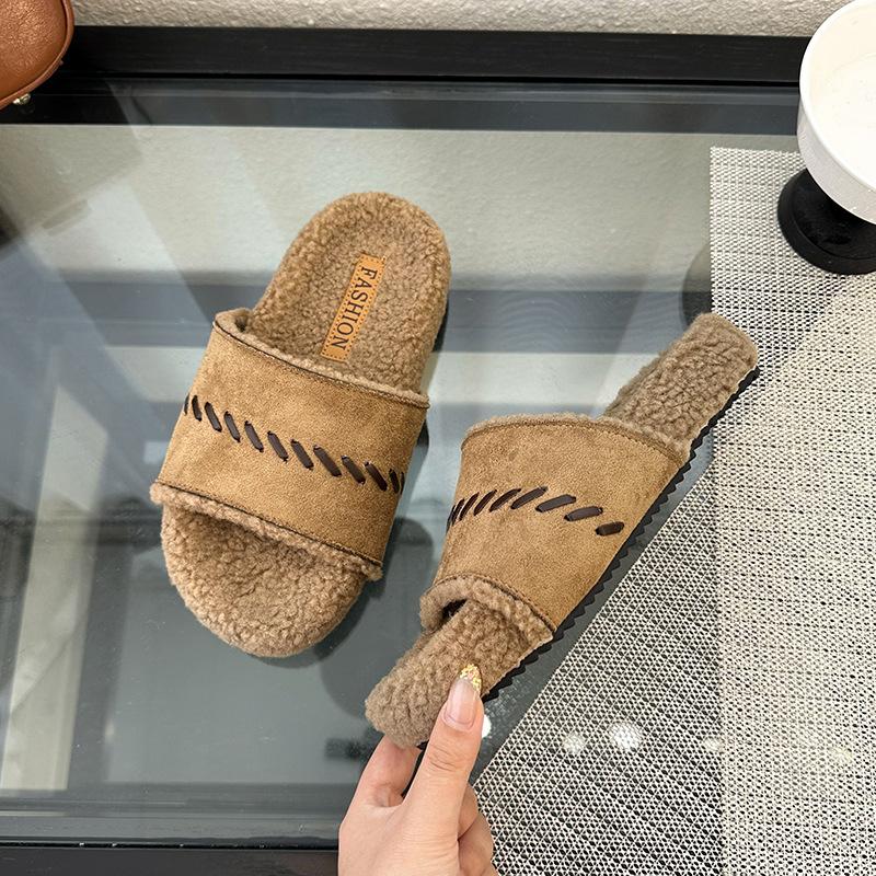 Maillard shoes drag thick soles with fluffy slippers women's shoes wear 2025 autumn new one-pedal lazy shoes