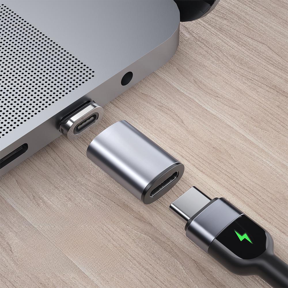 Převodník datových kabelů Essager Magnetic 3 v 1: Adaptér Micro na Type-C, kompatibilní s Apple a Androidem.